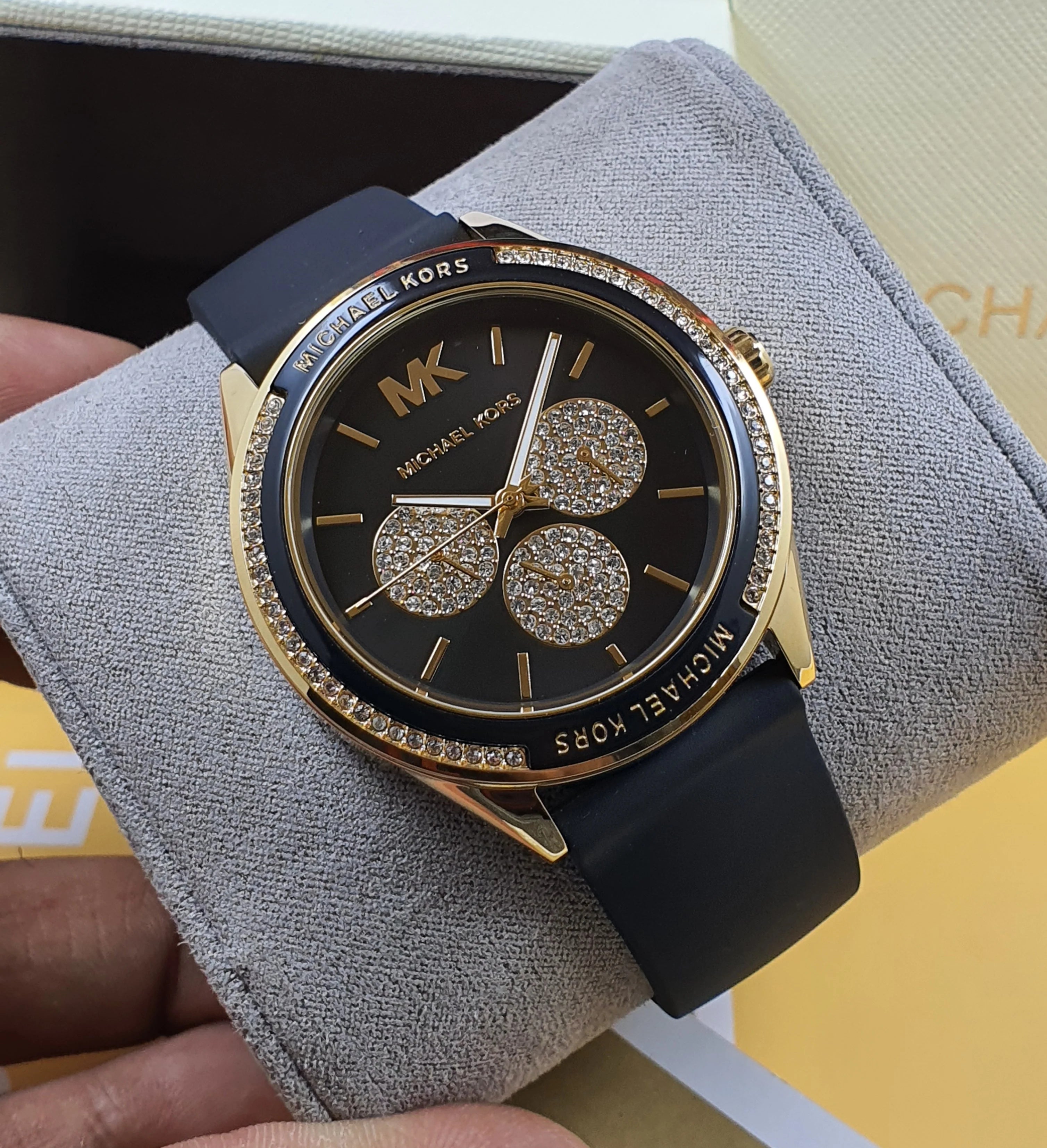  Shop Authentic Michael Kors Quartz Black Dial Black Silicone Strap Watch For Women - MK6944 - Luxxuri