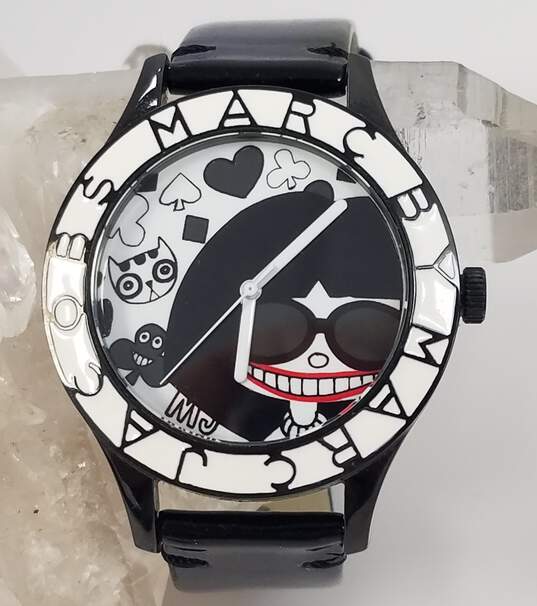  Shop Authentic Marc Jacobs White & Black Dial Black Leather Strap Watch for Women - MBM1148 - Luxxuri