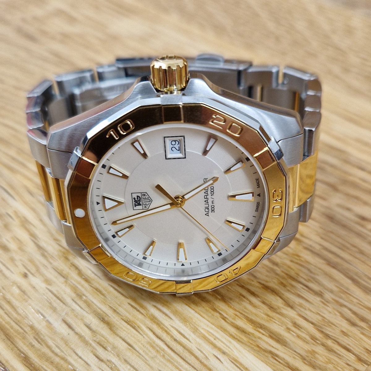  Shop Authentic Tag Heuer Aquaracer White Dial Watch for Men - WAY1120.BB0930 - Luxxuri