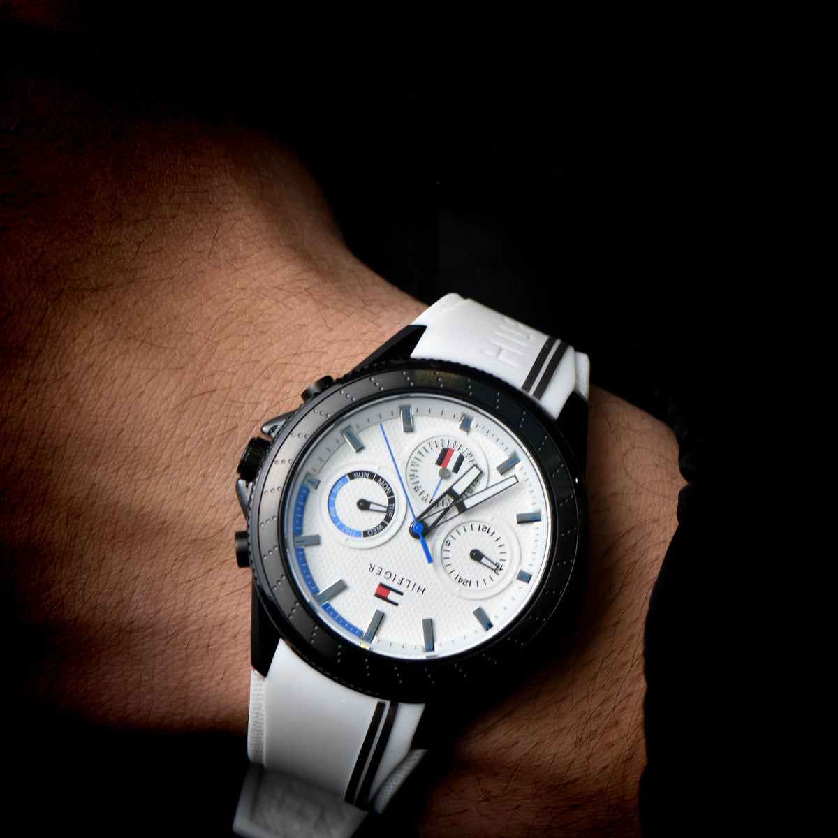  Shop Authentic Tommy Hilfiger Aiden Chronograph White Dial White Rubber Strap Watch For Men - 1791862 - Luxxuri