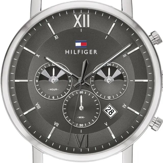  Shop Authentic Tommy Hilfiger Evan Grey Dial Silver Mesh Bracelet Watch for Men - 1710396 - Luxxuri
