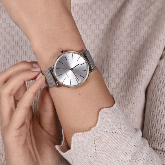  Shop Authentic Armani Exchange Lola Analog White Dial Silver Mesh Strap Watch For Women - AX5537 - Luxxuri