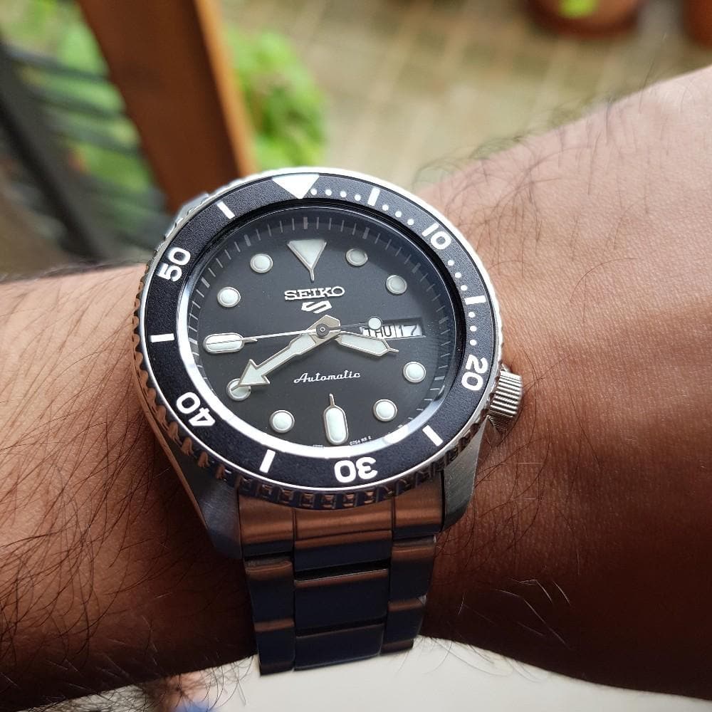  Shop Authentic Seiko 5 Sports Automatic Day Date Black Dial Silver Steel Strap Watch for Men - SRPD55K1 - Luxxuri