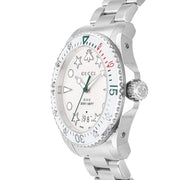  Shop Authentic Gucci Dive Quartz White Dial Silver Steel Strap Watch For Men - YA136336 - Luxxuri