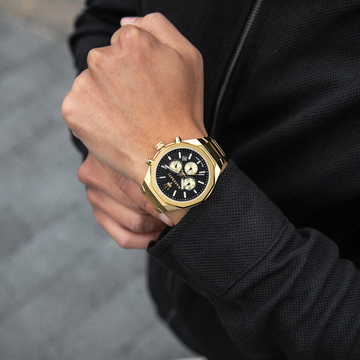  Shop Authentic Maserati Stile 45mm Chronograph Black Dial Gold Steel Strap Watch For Men - R8873642001 - Luxxuri