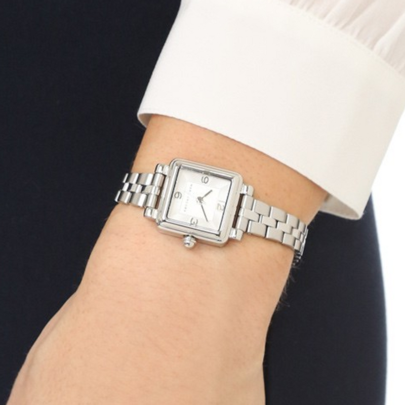  Shop Authentic Marc Jacobs Vic Silver Dial Silver Steel Strap Watch for Women - MJ3529 - Luxxuri