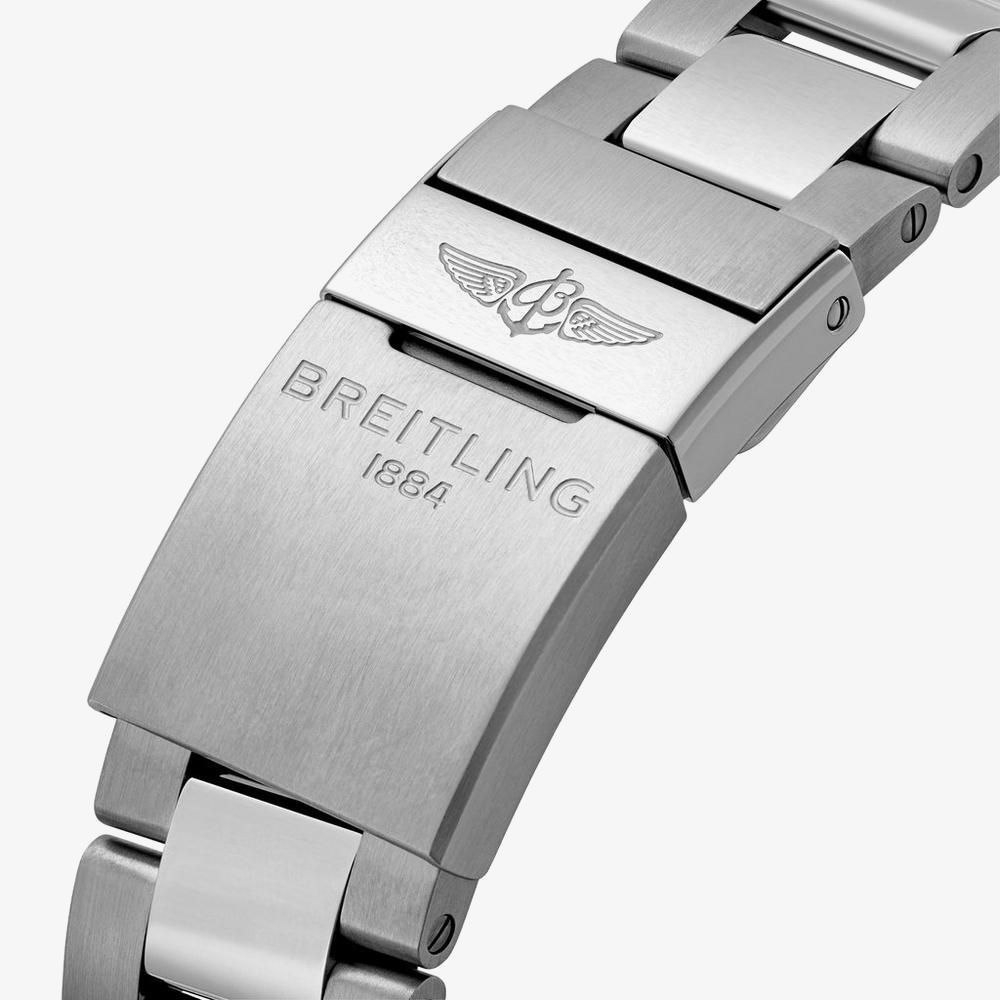  Shop Authentic Breitling Avenger Automatic 43mm Black Dial Silver Steel Strap Watch for Men - A17318101B1A1 - Luxxuri