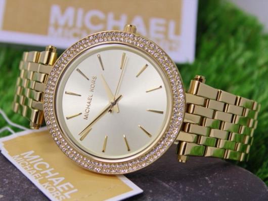  Shop Authentic Michael Kors Darci Silver Dial Gold Stainless Steel Strap Watch for Women - MK3191 - Luxxuri