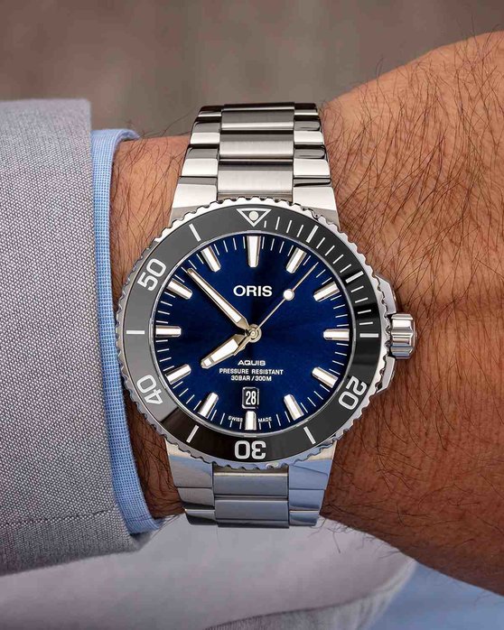  Shop Authentic Oris Aquis Date Blue Dial Silver Steel Strap Watch for Men - 0173377304135-0782405PEB - Luxxuri