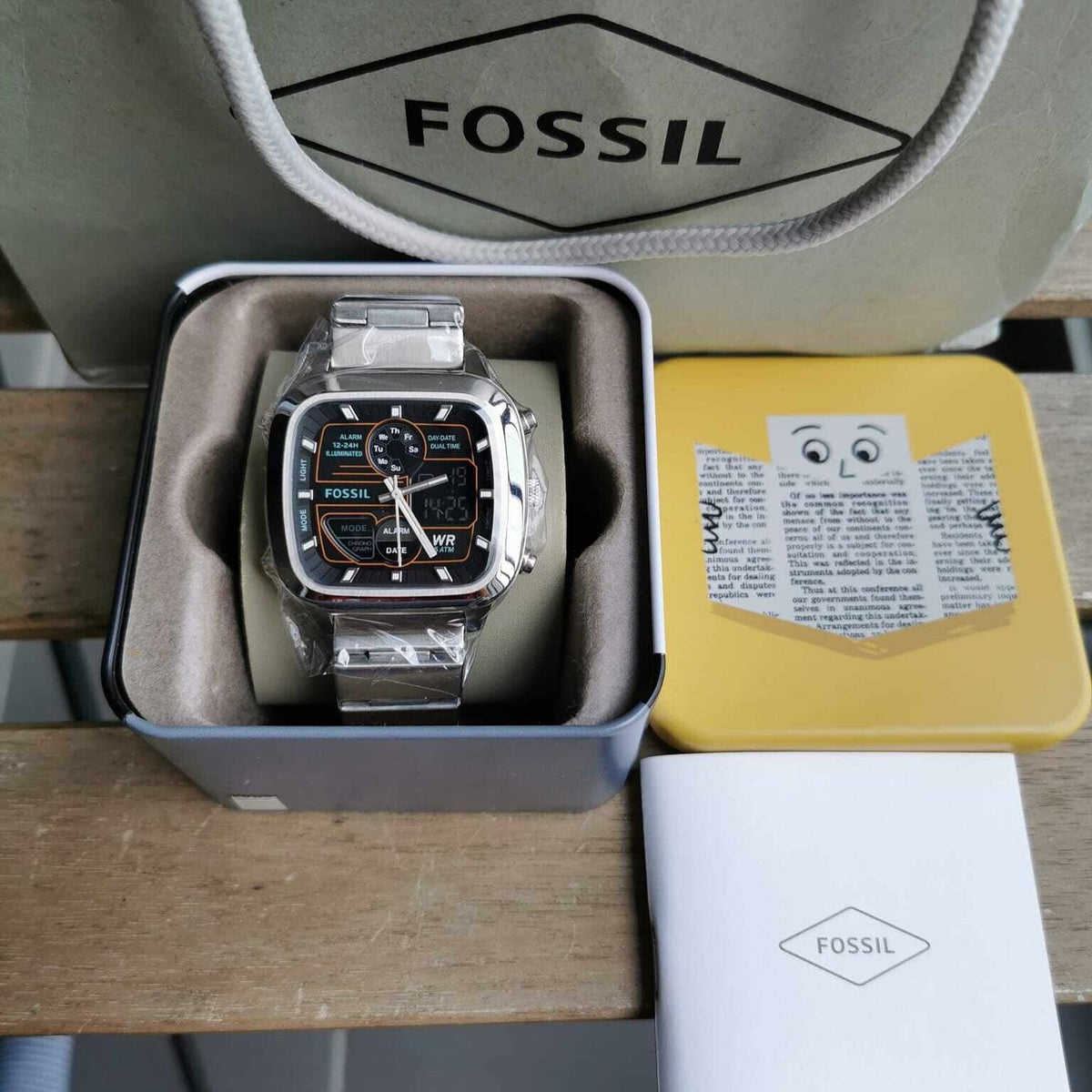  Shop Authentic Fossil Retro Analog-Digital Black Dial Silver Steel Strap Watch for Men - FS5890 - Luxxuri