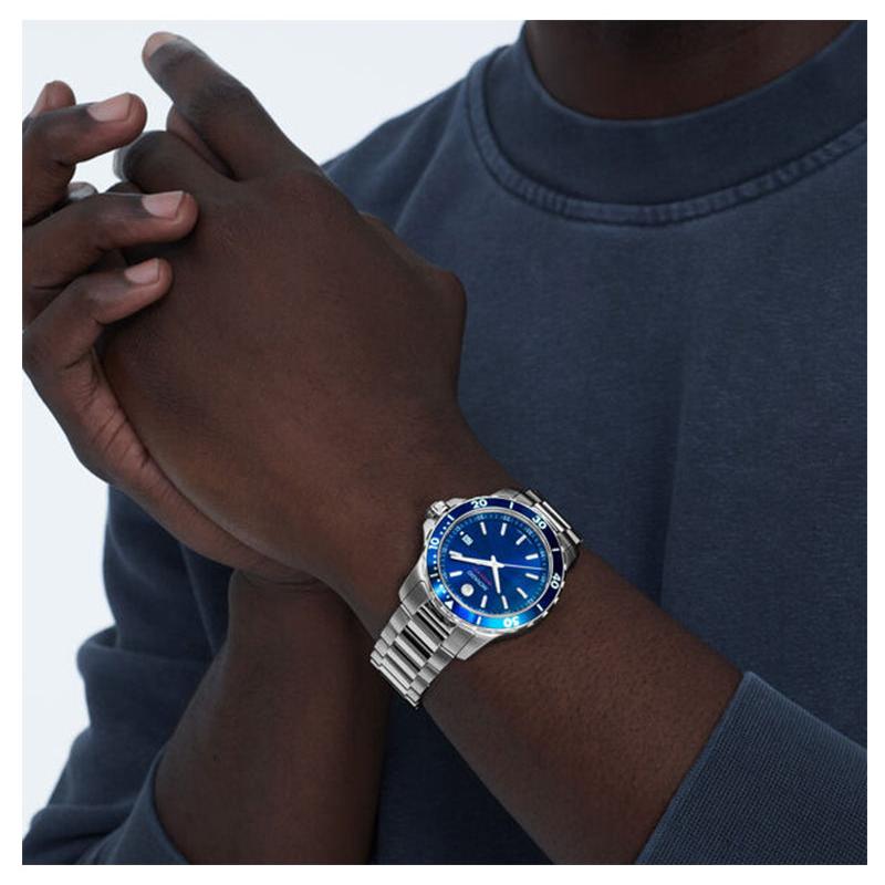  Shop Authentic Movado Series 800 Blue Dial Silver Steel Strap Watch For Men - 2600137 - Luxxuri