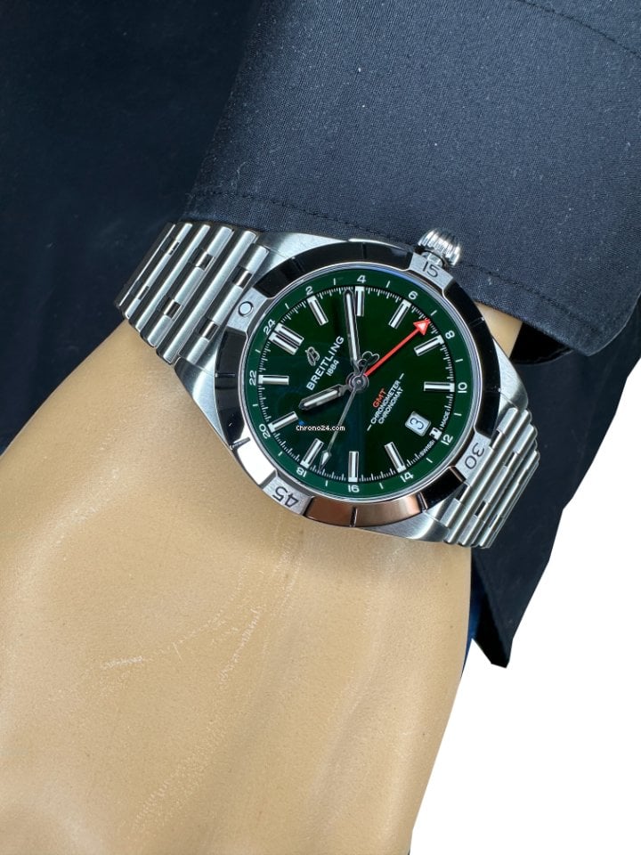  Shop Authentic Breitling Chronomat GMT 40 Green Dial Silver Steel Strap Watch for Men - A32398101L1A1 - Luxxuri
