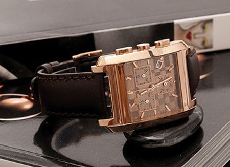  Shop Authentic Burberry Heritage Chronograph Square Grey Dial Brown Leather Strap Watch for Men - BU1566 - Luxxuri