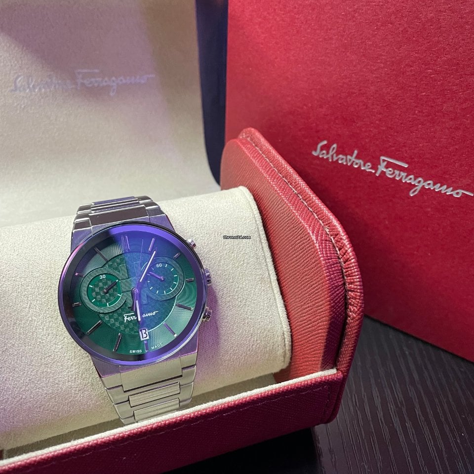  Shop Authentic Salvatore Ferragamo Sapphire Chrono Green Dial Silver Steel Strap Watch for Men - SFME00421 - Luxxuri