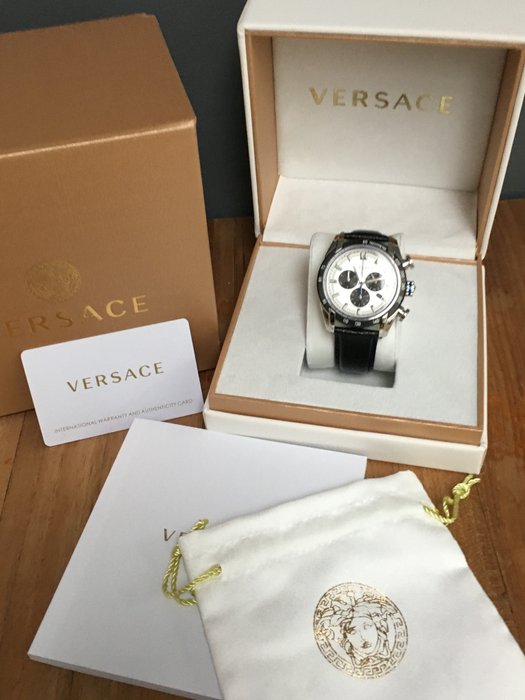  Shop Authentic Versace V-Ray Quartz Silver Dial Black Leather Strap Watch for Men - VDB010014 - Luxxuri