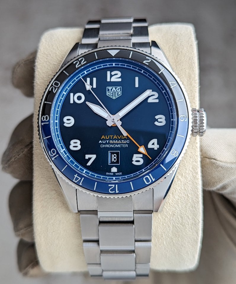  Shop Authentic Tag Heuer Autavia Cosc GMT Automatic Blue Dial Silver Steel Strap Watch for Men - WBE511A.BA0650 - Luxxuri