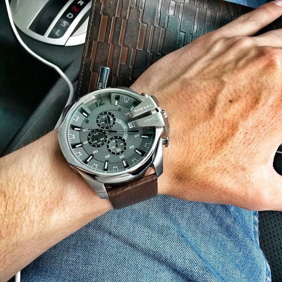  Shop Authentic Diesel Mega Chief Black & Silver Round Dial Brown Leather Strap Watch For Men - DZ4290 - Luxxuri
