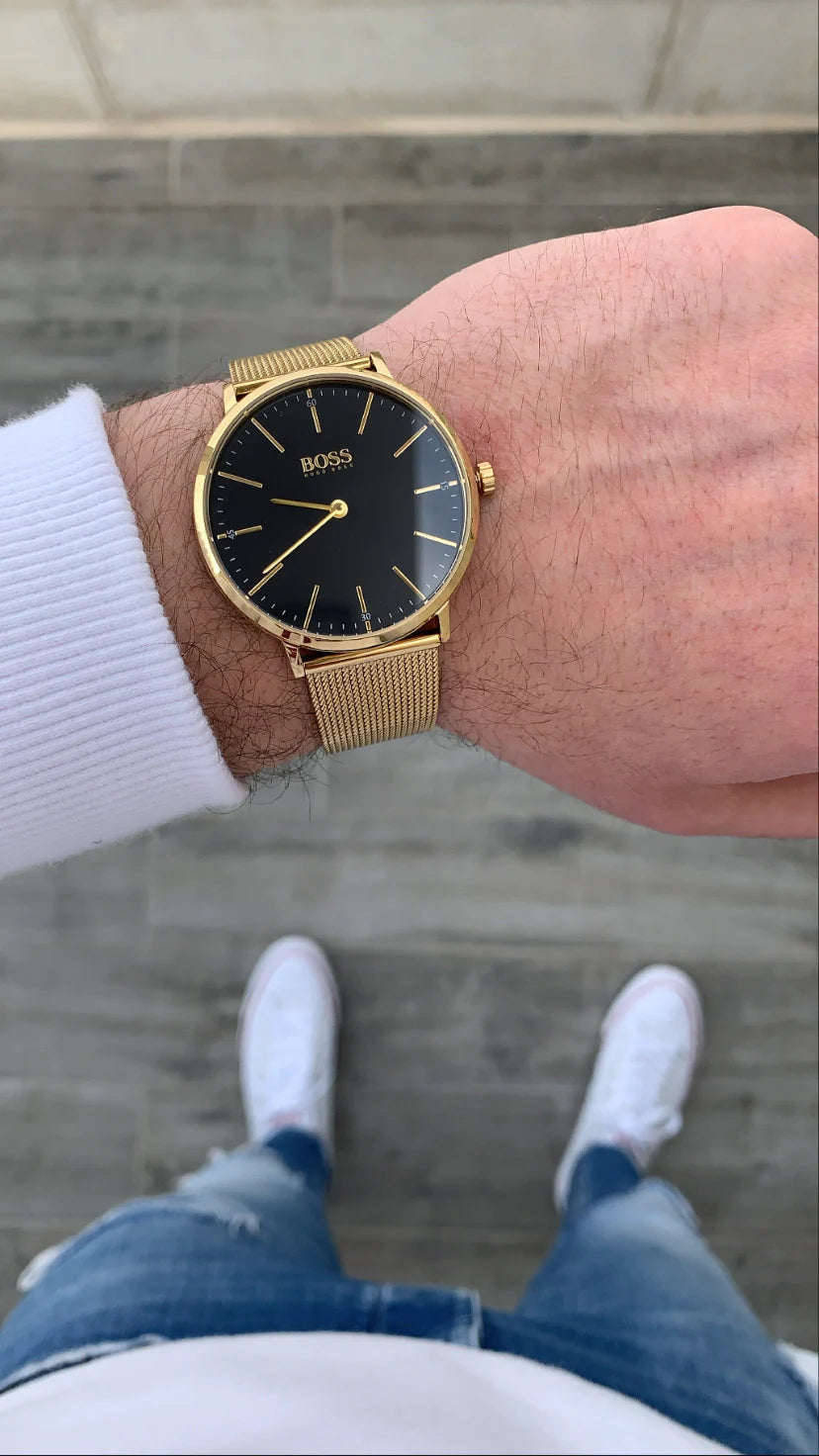  Shop Authentic Hugo Boss Horizon Quartz Black Dial Gold Mesh Bracelet Watch For Men - HB1513735 - Luxxuri