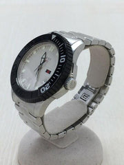  Shop Authentic Gucci G Timeless Sport White Dial Silver Steel Strap Watch For Men - YA126250 - Luxxuri