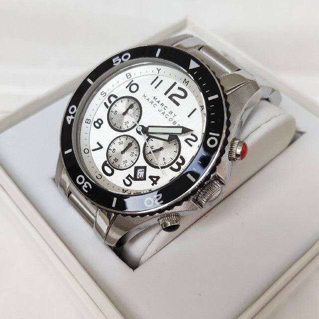  Shop Authentic Marc Jacobs Rock Chronograph White Dial Silver Steel Strap Watch for Men - MBM5027 - Luxxuri