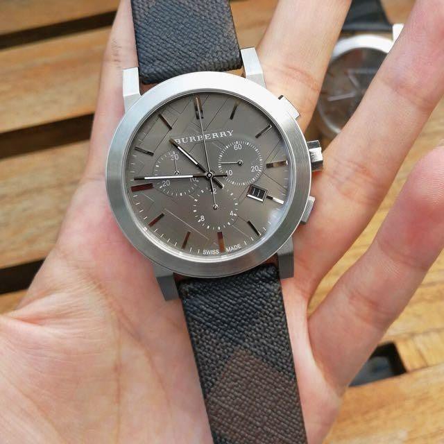  Shop Authentic Burberry The City Grey Dial Black Leather Strap Watch for Men - BU9359 - Luxxuri