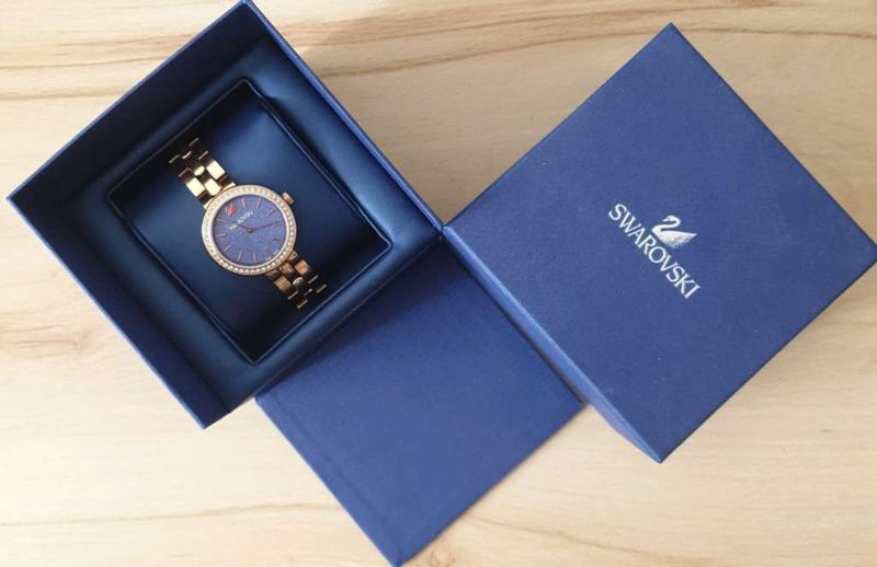  Shop Authentic Swarovski Daytime Glittering Blue Dial Rose Gold Steel Strap Watch for Women - 5182277 - Luxxuri