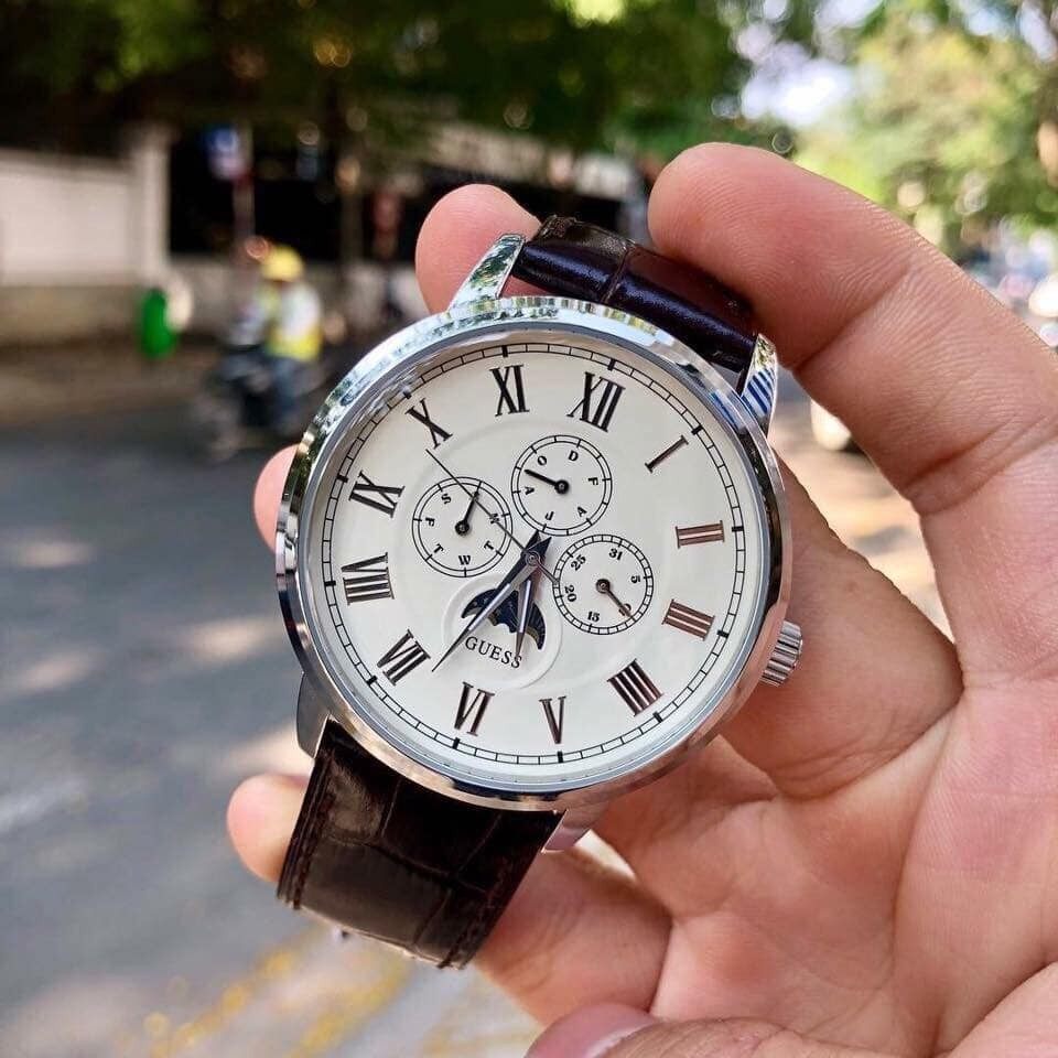  Shop Authentic Guess Delancy Quartz White Dial Brown Leather Strap Watch For Men - W0870G1 - Luxxuri