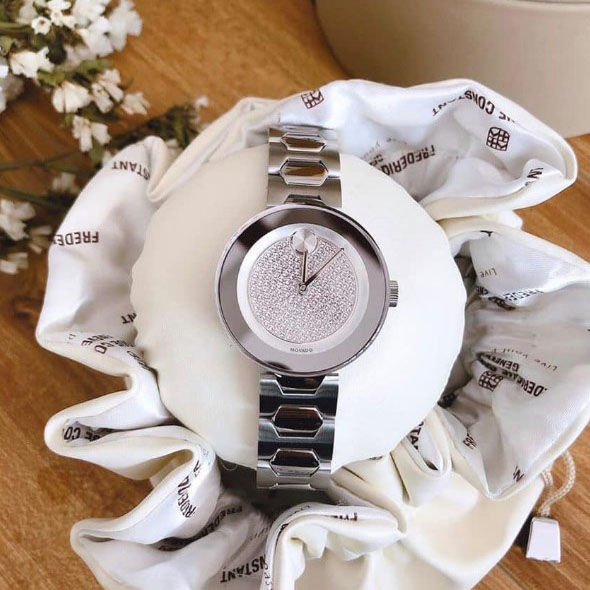  Shop Authentic Movado Bold Silver Dial Silver Steel Strap Watch For Women - 3600567 - Luxxuri