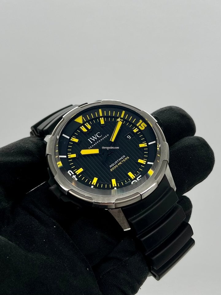 Shop Authentic IWC Aquatimer Automatic 2000 Black Dial Black Rubber Strap Watch for Men - IW358001 - Luxxuri