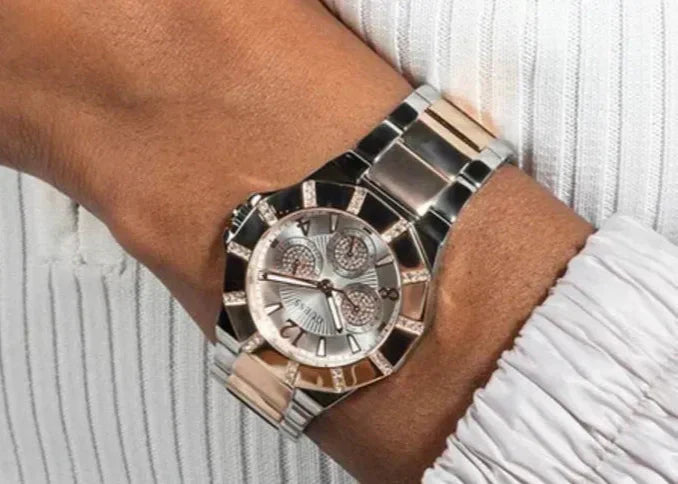  Shop Authentic Guess Sunray Multifunction Crystals Silver Dial Two Tone Steel Strap Watch For Women - GW0616L3 - Luxxuri