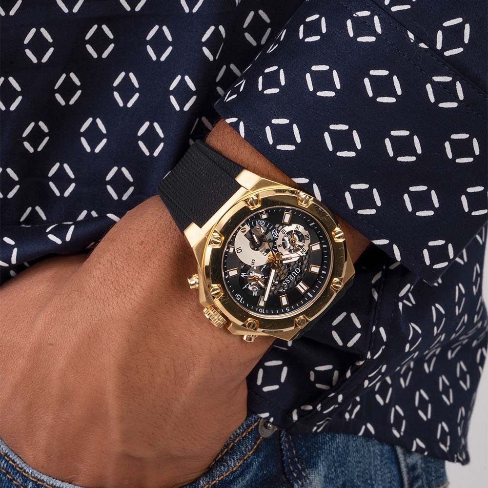  Shop Authentic Guess Third Gear Multifunction Black Dial Black Rubber Strap Watch for Men - GW0334G2 - Luxxuri