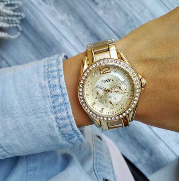  Shop Authentic Fossil Riley Gold Dial Gold Steel Strap Watch for Women - ES3203 - Luxxuri