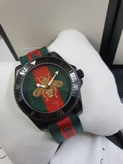  Shop Authentic Gucci Dive Green & Red Dial Green & Red Nylon Strap Watch For Men - YA136216 - Luxxuri