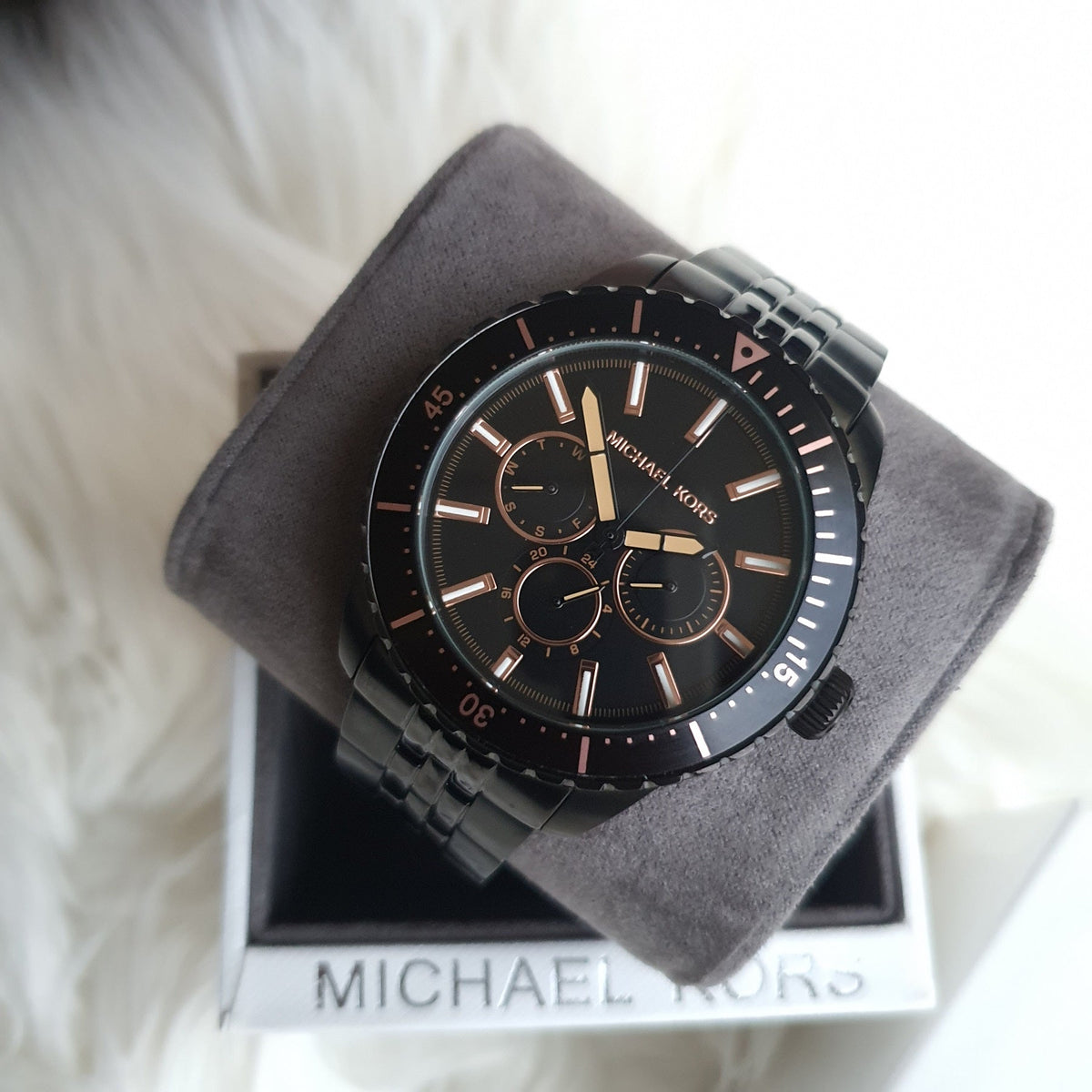  Shop Authentic Michael Kors Cunningham Chronograph Black Dial Black Steel Strap Watch For Men - MK7157 - Luxxuri
