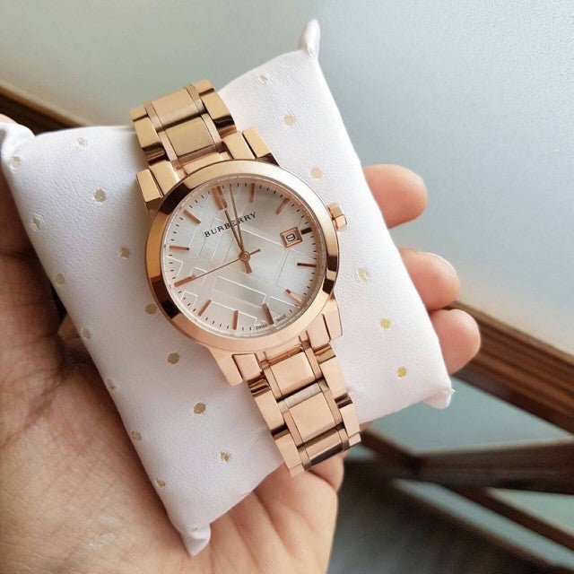  Shop Authentic Burberry Heritage Rose Gold Dial Rose Gold Steel Strap Watch for Women - BU9215 - Luxxuri