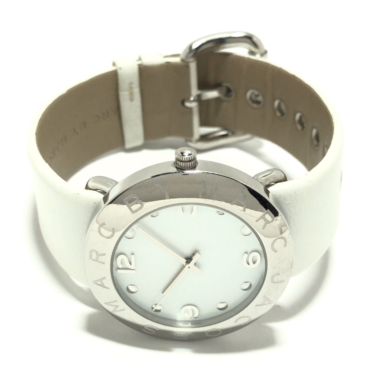  Shop Authentic Marc Jacobs Amy White Dial White Leather Strap Watch for Women - MBM1136 - Luxxuri