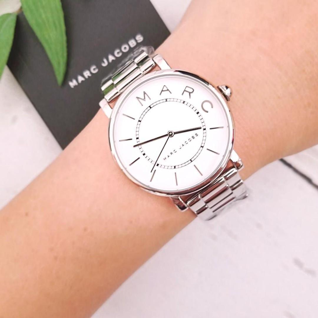  Shop Authentic Marc Jacobs Roxy White Dial Silver Steel Strap Watch for Women - MJ3521 - Luxxuri