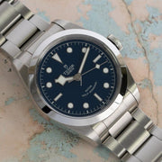  Shop Authentic Tudor Black Bay Automatic Black Dial Silver Steel Strap Watch for Men - M79540-0001 - Luxxuri