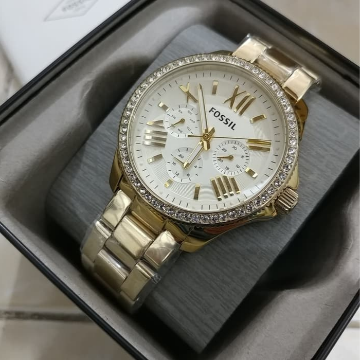  Shop Authentic Fossil Cecile Chronograph Gold Dial Gold Steel Strap Watch for Women - AM4482 - Luxxuri