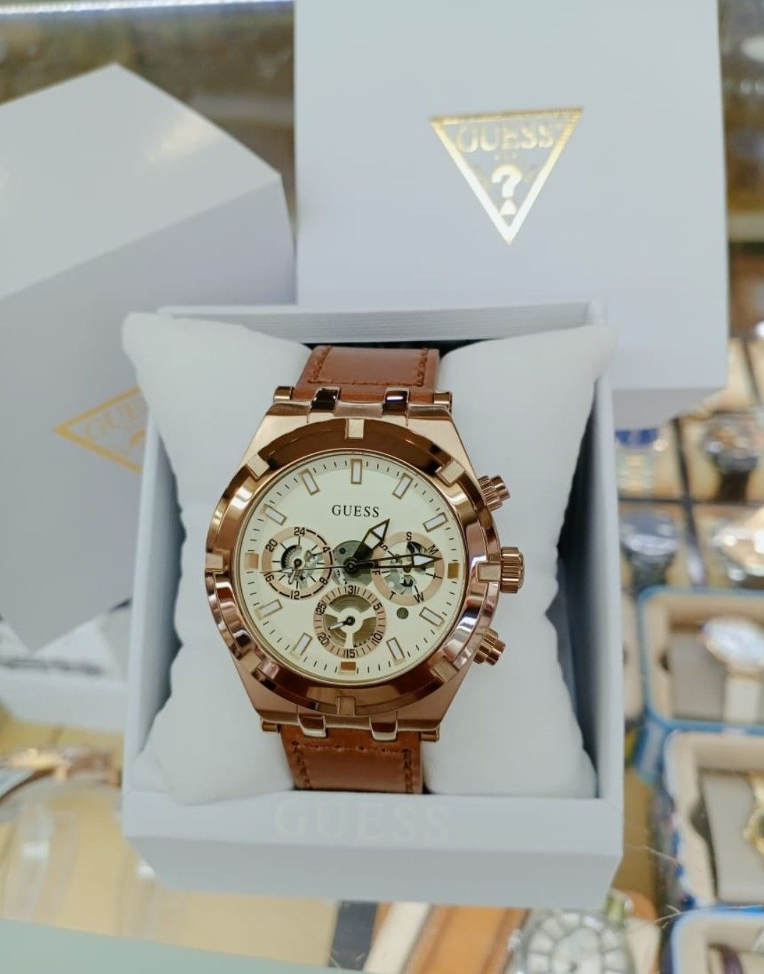  Shop Authentic Guess Analog Multifunction White Dial Brown Leather Strap Watch for Men - GW0262G3 - Luxxuri