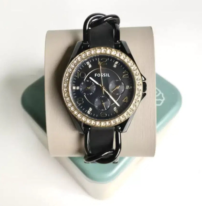  Shop Authentic Fossil Riley Black Dial Black Leather Strap Watch for Women - ES3696 - Luxxuri