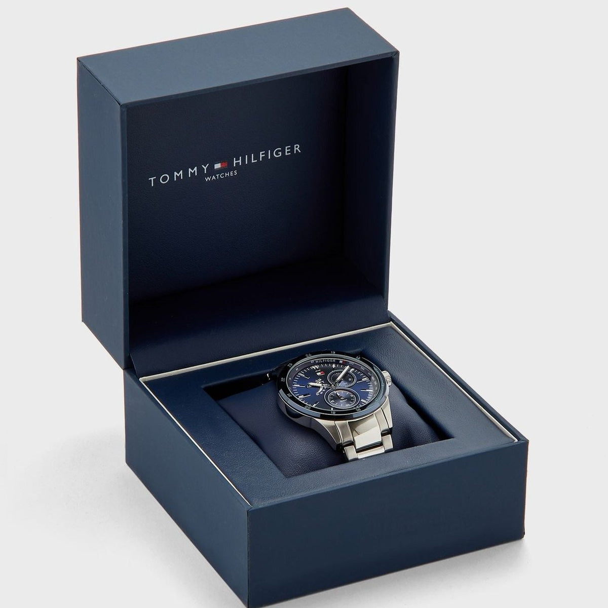  Shop Authentic Tommy Hilfiger Austin Blue Dial Silver Steel Strap Watch for Men - 1791640 - Luxxuri