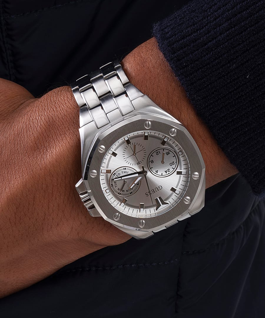  Shop Authentic Guess Analog Quartz Silver Dial Silver Steel Strap Watch For Men - U0377G1 - Luxxuri