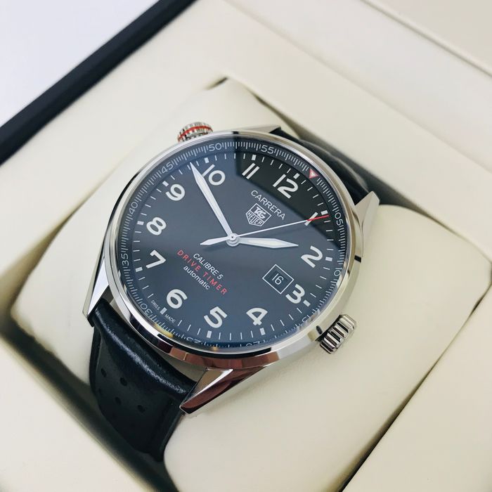  Shop Authentic Tag Heuer Carrera Black Dial Watch for Men - WAR2A10.FC6337 - Luxxuri