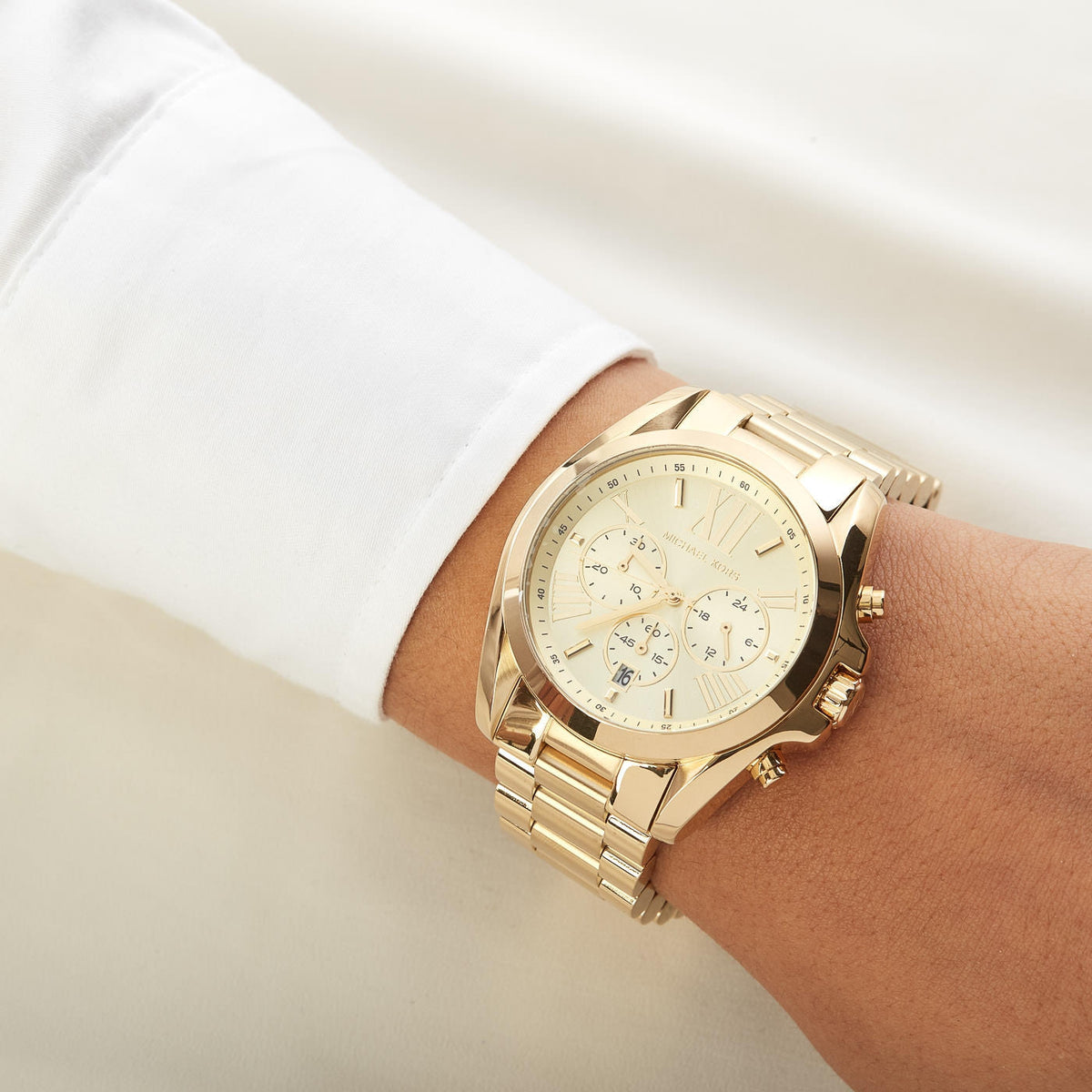  Shop Authentic Michael Kors Bradshaw Gold Dial Gold Steel Strap Watch for Women - MK5605 - Luxxuri