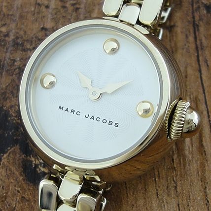  Shop Authentic Marc Jacobs Courtney Mother of Pearl White Dial Silver Steel Strap Watch for Women - MJ3459 - Luxxuri