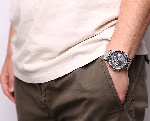  Shop Authentic Tommy Hilfiger Evan Grey Dial Silver Mesh Bracelet Watch for Men - 1710396 - Luxxuri