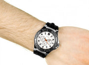  Shop Authentic Guess Force Analog Quartz White Dial Black Rubber Strap Watch For Men - W0674G3 - Luxxuri