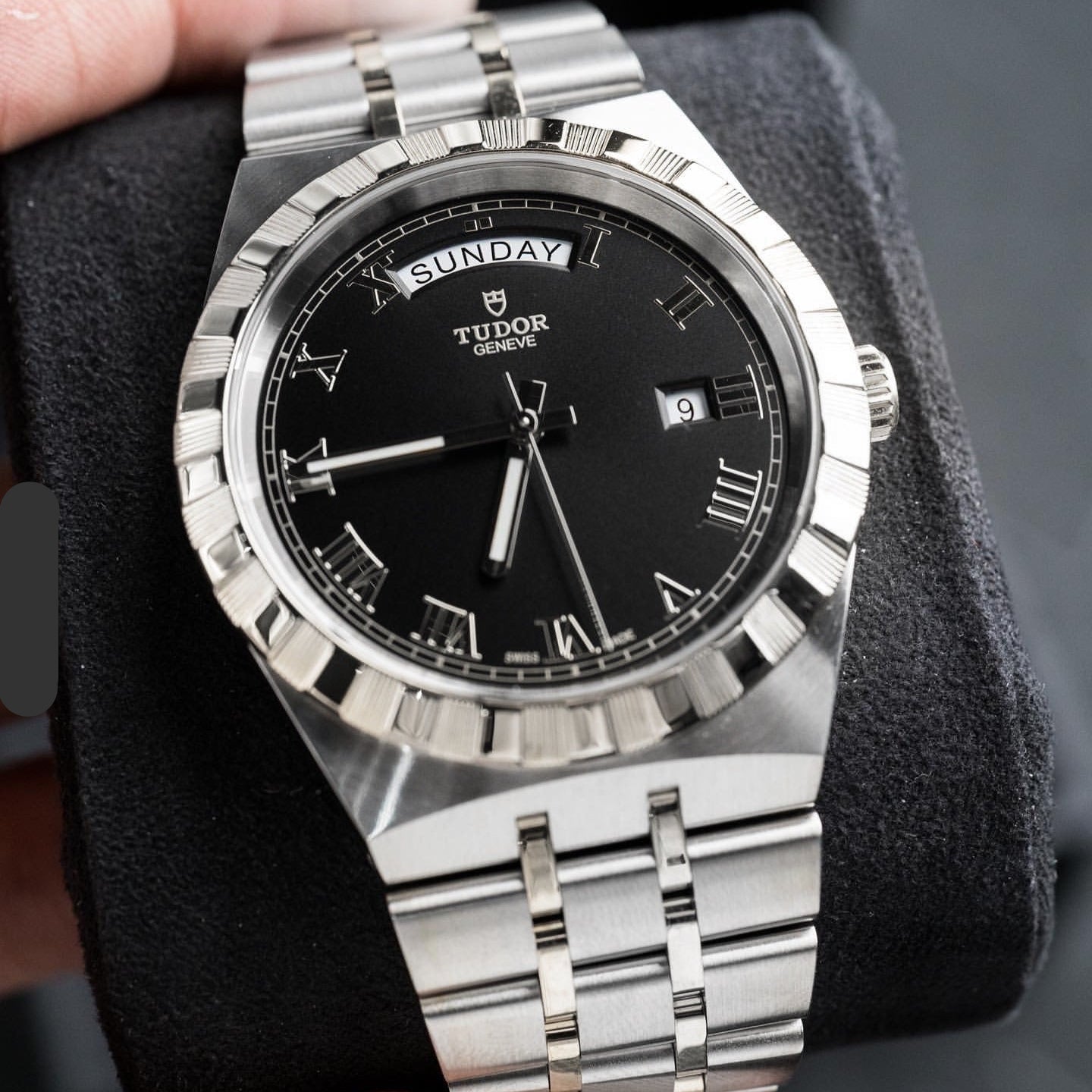  Shop Authentic Tudor Royal Automatic Black Dial Silver Steel Strap Watch for Men - M28600-0003 - Luxxuri