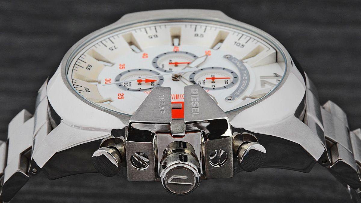  Shop Authentic Diesel Mega Chief Quartz Chronograph White Dial Steel Strap Watch For Men - DZ4328 - Luxxuri